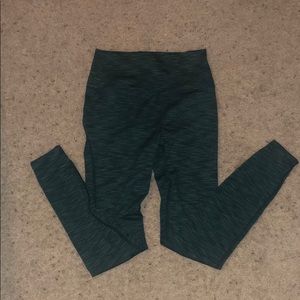 Green outdoor voices leggings